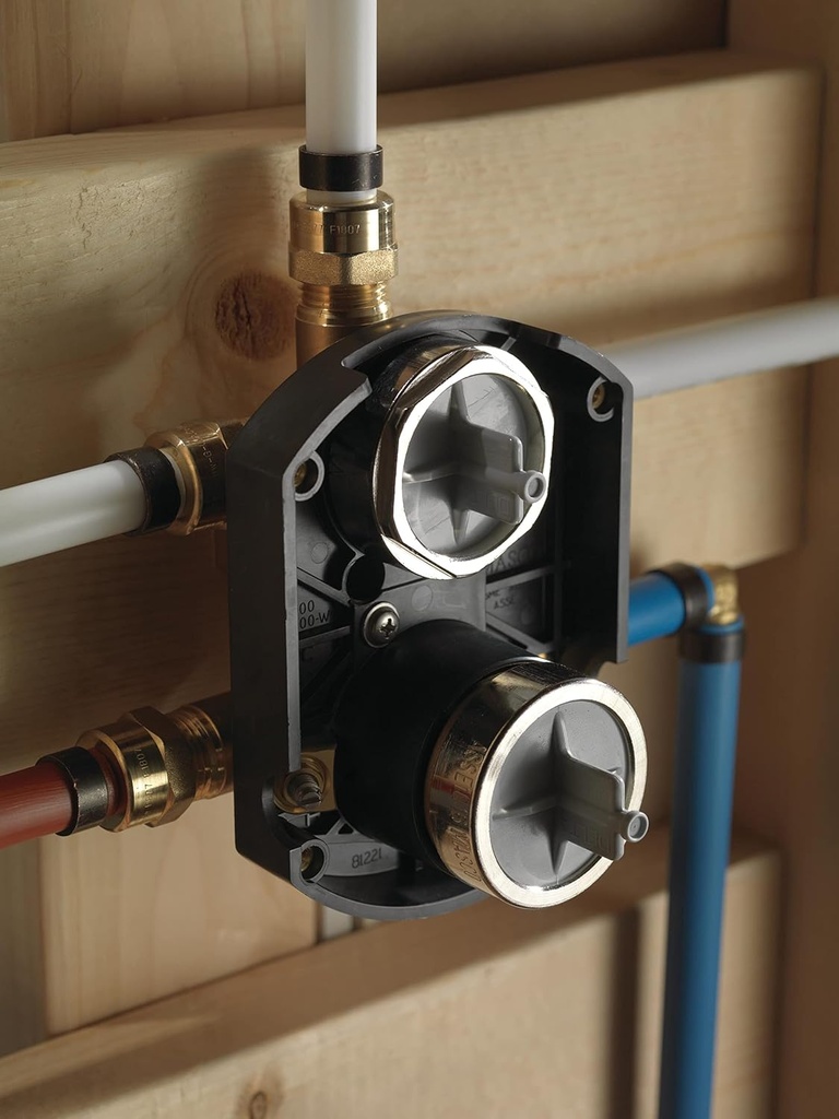 delta-faucet-r22000-multichoice-universa-2.jpg