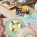 green-plastic-cake-carrier-with-lid-and--5.jpg