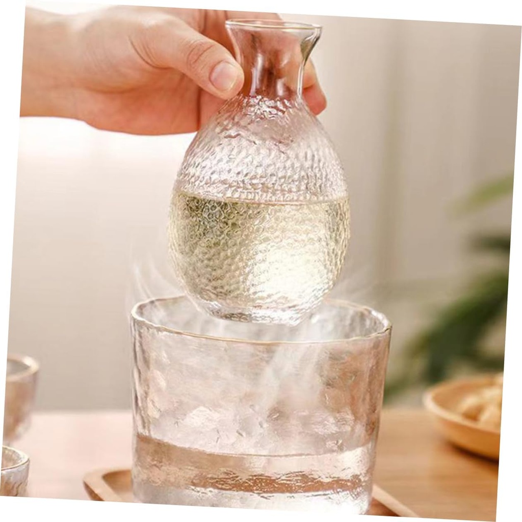 craftsmanship-glass-sake-pot-hand-warmer-5.jpg