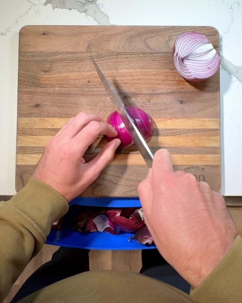 ROO - The Unique Kitchen Silicone Cutting Board Mat with a Scrap Pouch, One Size Fits Most Chopping Boards